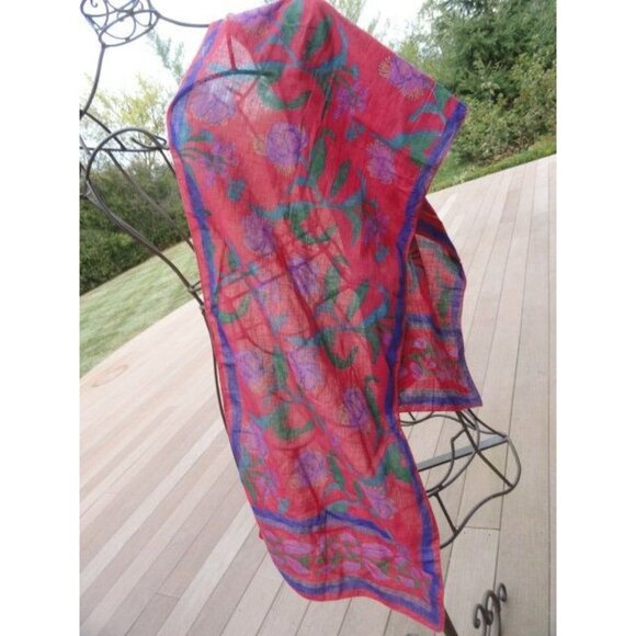 Vintage 1970’s Scarf Hand Dyed Floral Iris Pattern Red Purples Green 100% Cotton - Picture 6 of 6